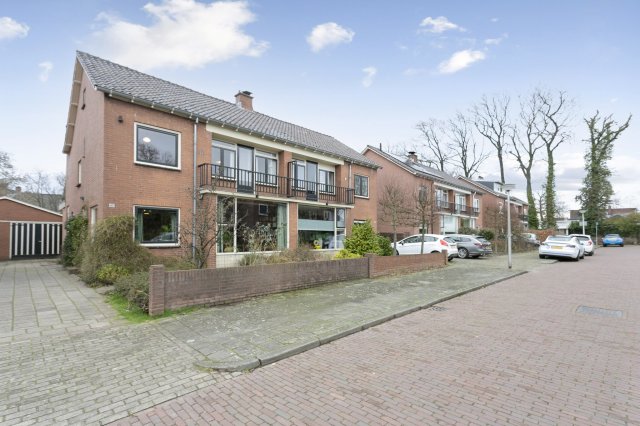 iQ Makelaars ENSCHEDE, Kamerlingh Onneslaan