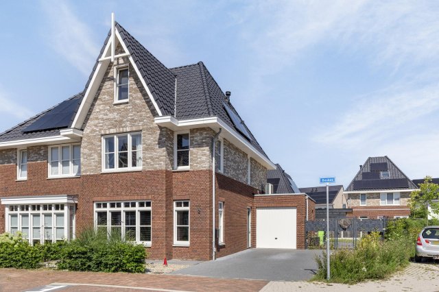 iQ Makelaars BORNE, Bosbes