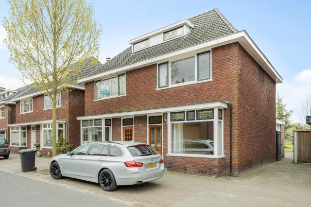 iQ Makelaars ENSCHEDE, Dorpsstraat