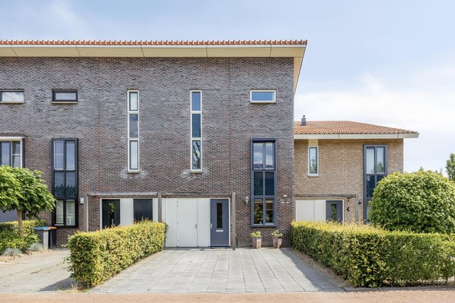 iQ Makelaars ALMELO, Slangemuur