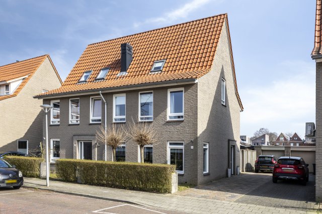 iQ Makelaars ENSCHEDE, Bosuilstraat